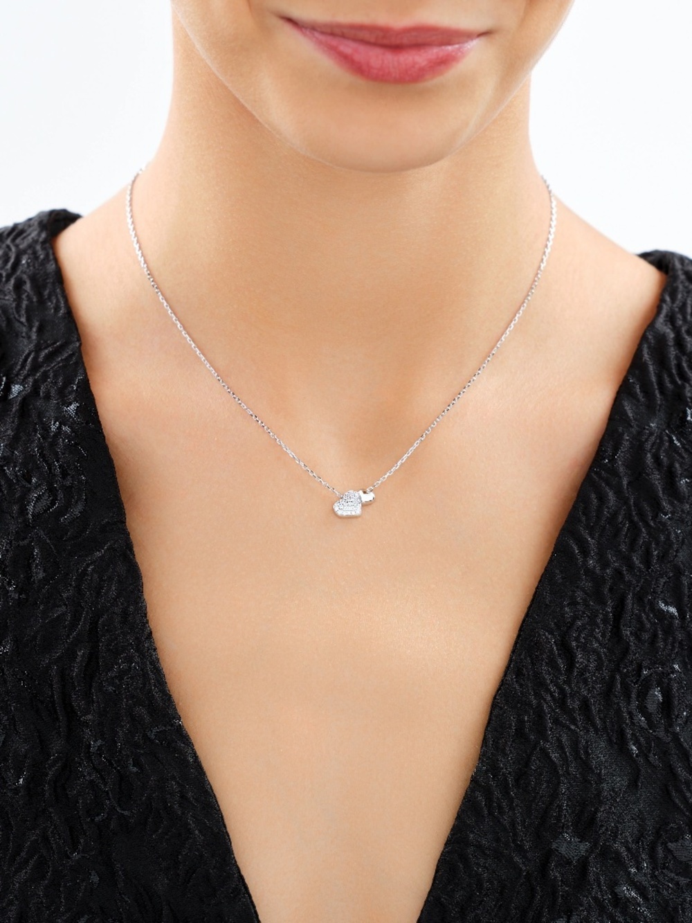 NWOT 2 Heart Swarovski Crystal Valentines Love Necklace Silver Tone Gift for her - Picture 2 of 7